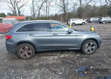 2016 Mercedes-Benz Glc 300 from USA, damaged, VIN WDC0G4JB2GF025793